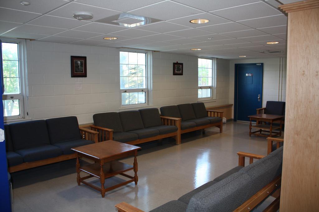 Memorial University St. John's Quarto foto